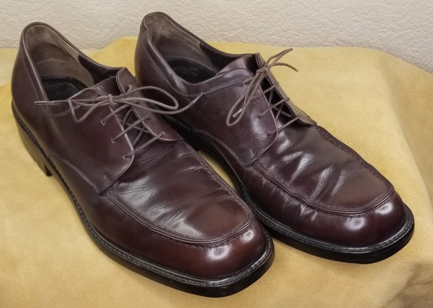 SAOLA Salvatore Ferragamo Box Toe Moc Stitch Marrone Derby UH32644