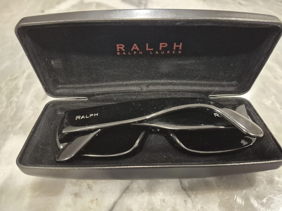 Lentes y estuche Ralph Lauren 917/S marco negro Foto 4 de 4