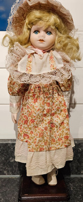 Vintage Sammler Porzellan Puppe 90er 39 cm groß. Sammlerstücke ohne Karton
