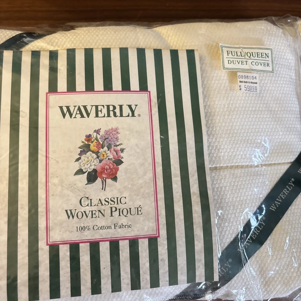 WAVERLY Classic Pique Duvet Cover Full/Queen Foto 2 de 4