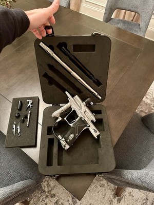 Planet Eclipse Dust Silver Ego 7 Paintball Marker/Gun MINT