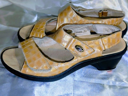 Spring Step Palazzo yellow Patent Leather animal Print Sandals-36-US 5.5 - Picture 3 of 9