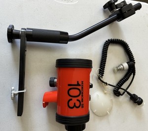 Nikon Nikonos SB-103 TTL Underwater Strobe Flash kit for Nikonos Film Camera