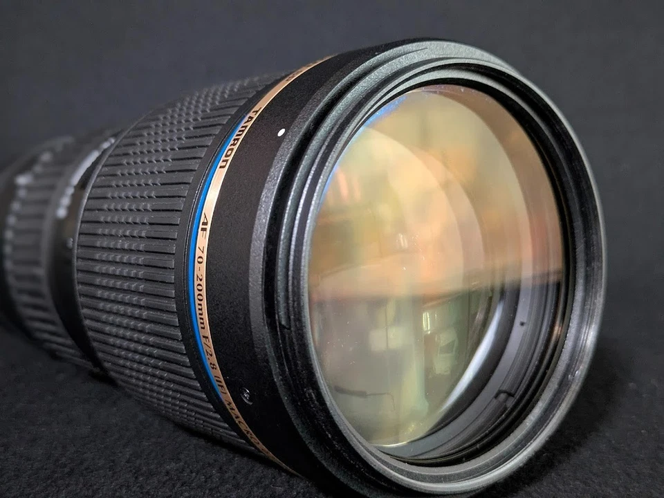 Tamron SP AF 70-200 mm f/2,8 Di LD IF MACRO A001 Canon EF casi como nuevo con capucha Foto 3 de 4