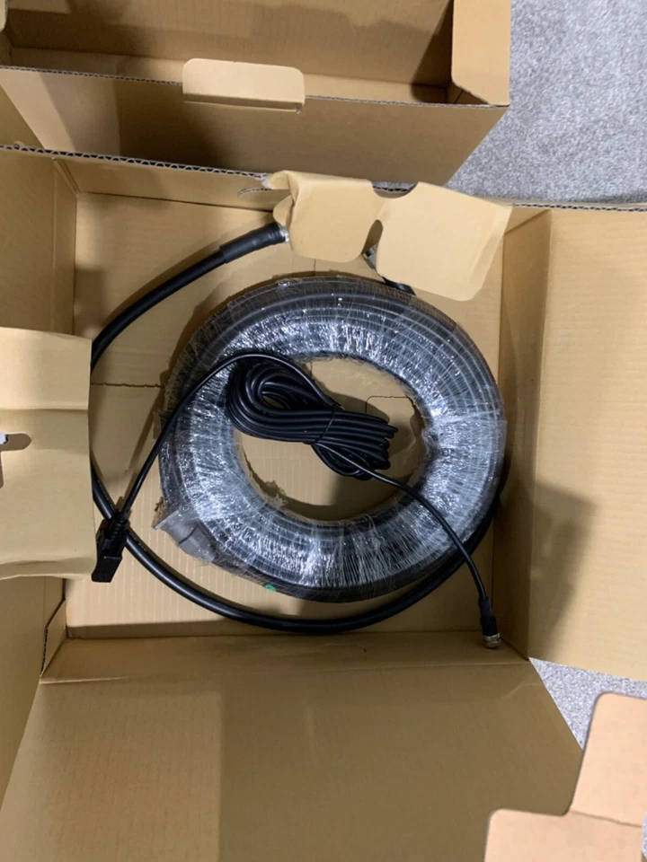 D-LINK DWL-2700AP outdoor wireless g access point and hardware - Image 3 of 4