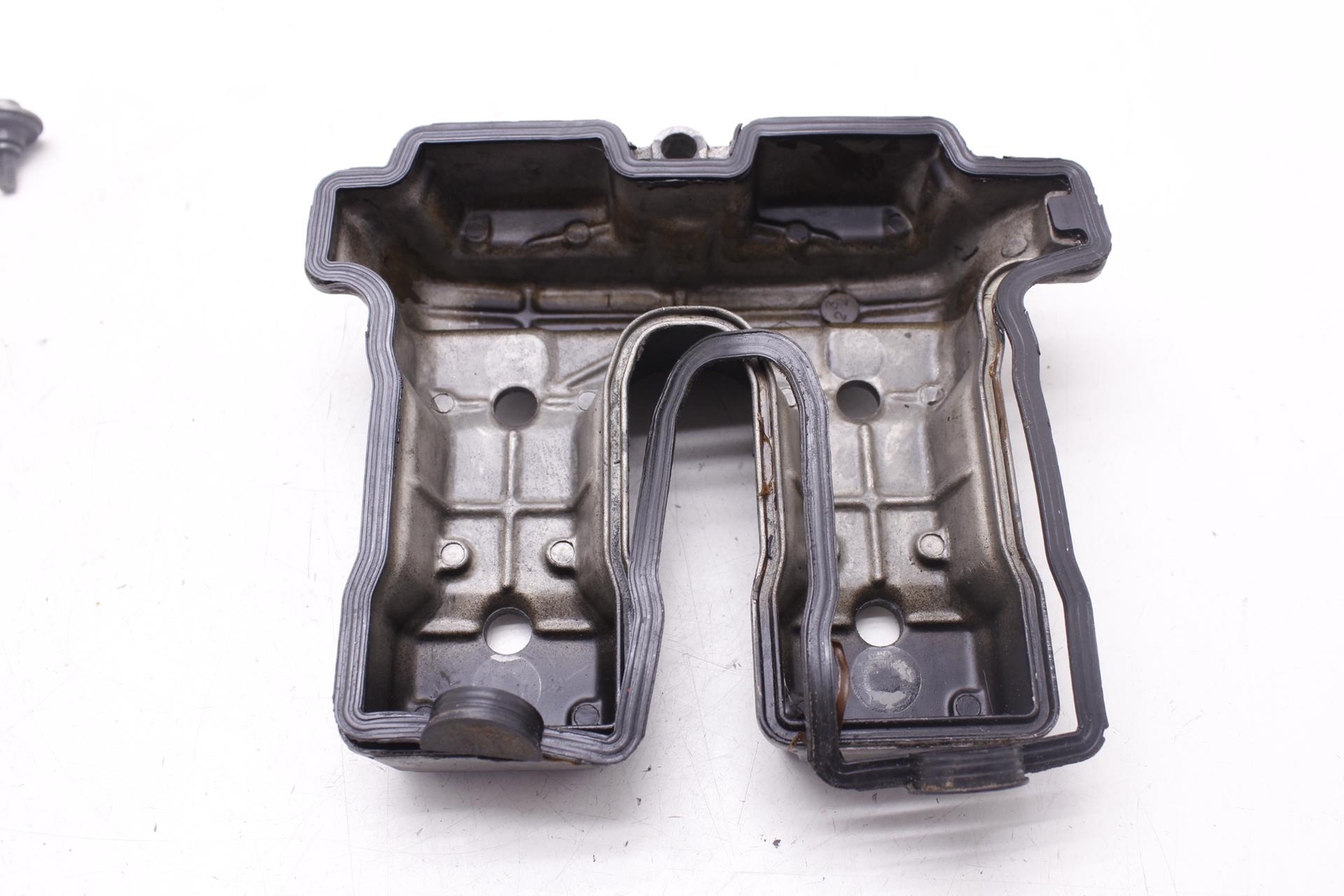 86 YAMAHA XT350 ENGINE MOTOR CYLINER HEAD COVER R8.BX8 eBay