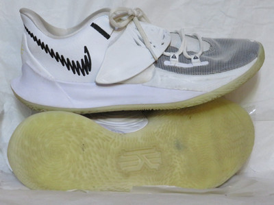 NIKE MEN US 12 WHITE KYRIE LOW III ECLIPSE CH1286-100 ZOOM AIR GLOW IN DARK SOLE