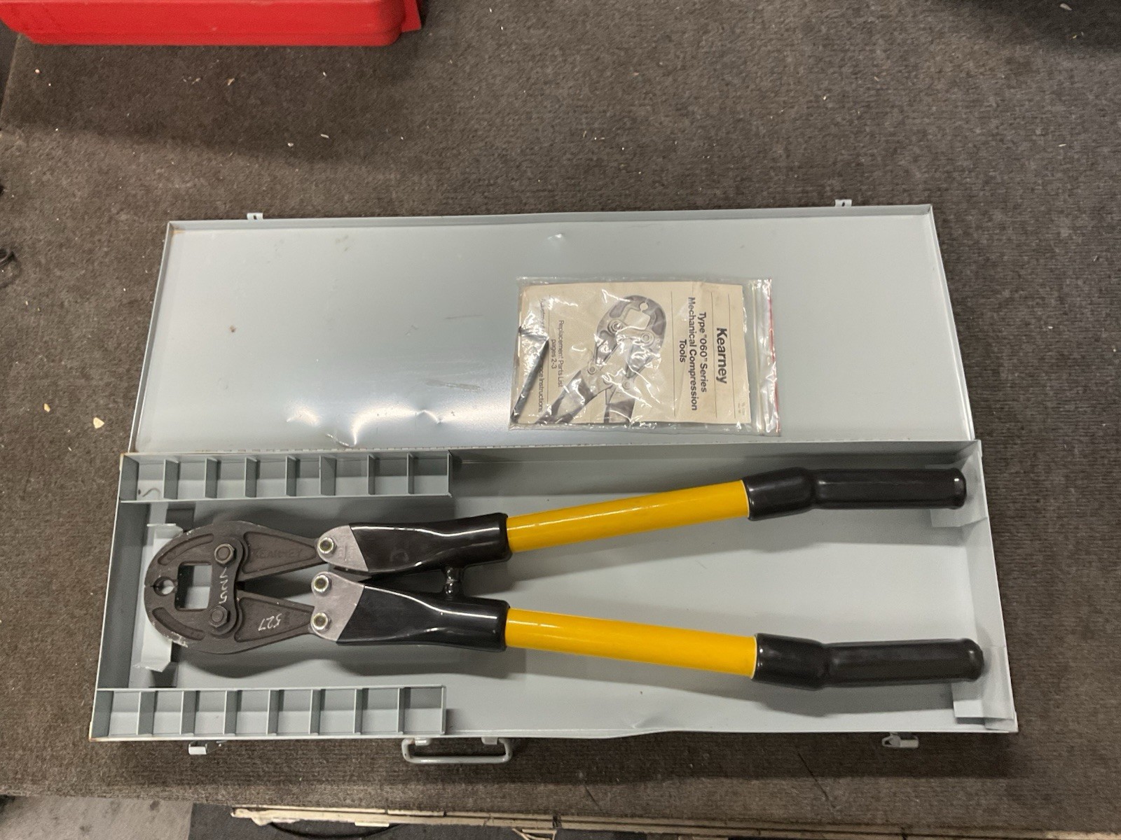 Kearney 060 Manual Compression Crimping Tool Electrical Cable Connector Crimper