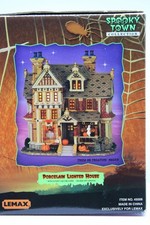Lemax Spooky Town Village - Trick or Treaters House