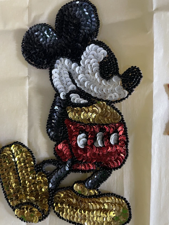 Aplique de lentejuelas vintage de Mickey Mouse y estrella de Disney hecho a mano Foto 2 de 4