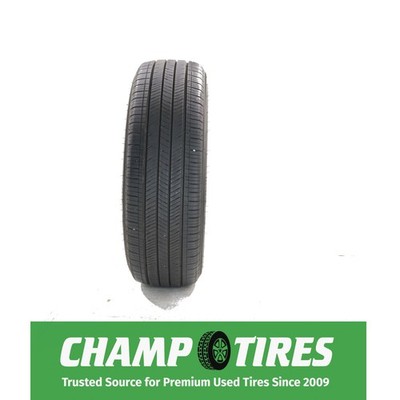P215/60R17 Kumho Solus TA31 96 H Used 8/32nds