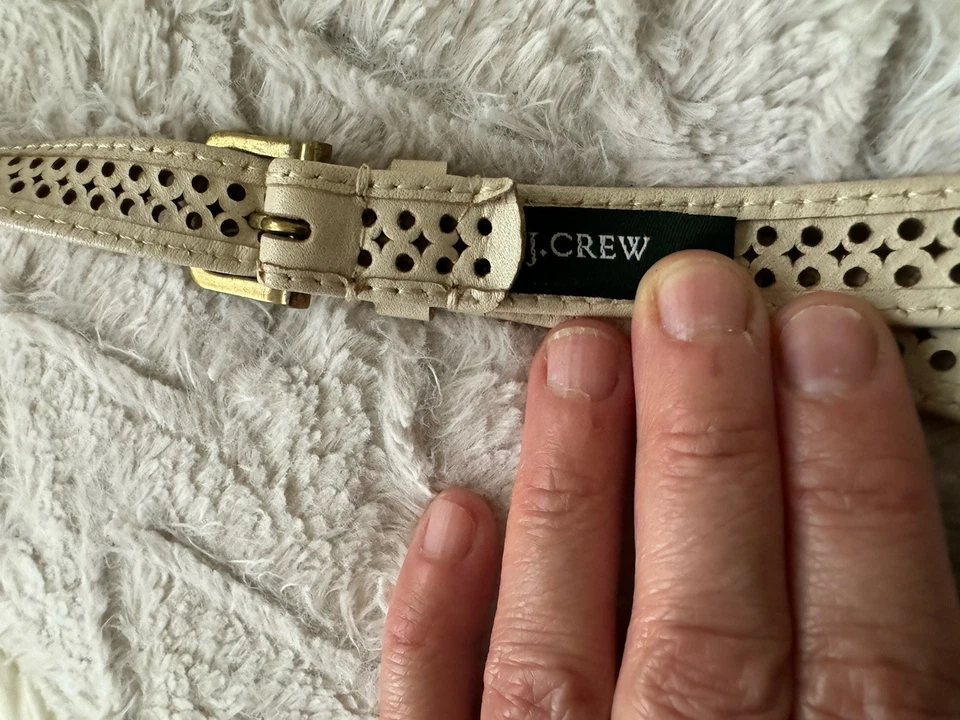 J. "Cinturón de mujer Crew beige imitación cuero grande 40,5""" Foto 4 de 4