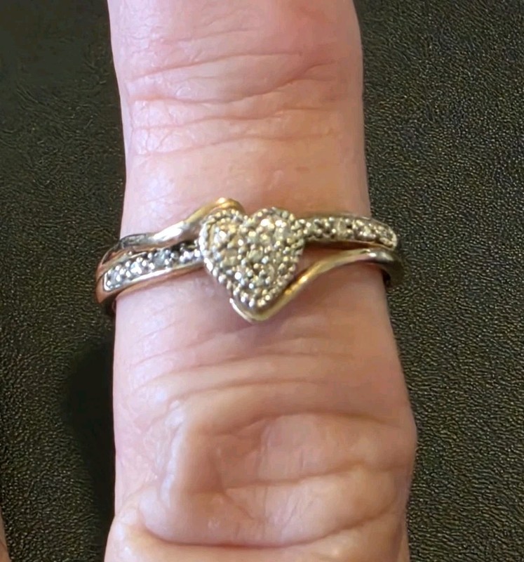 10k Yellow Gold Sweetheart Ring
