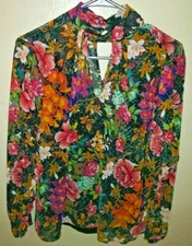 BOLD Elements Women's multi Colored Garden print size Small Blouse over tank top