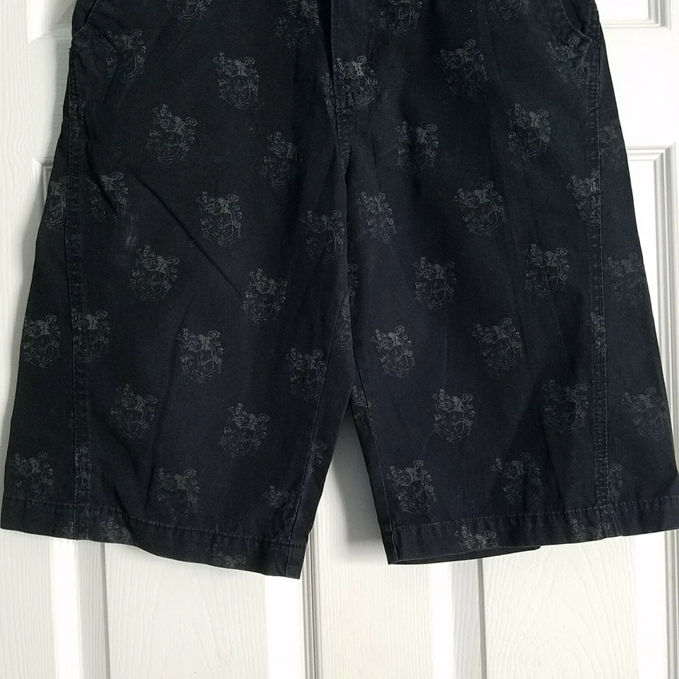 UNIONBAY Boy's Size 14 Flat Front Black Fleur de Lis Bermuda Shorts Waist 28 Y2k - Imagem 3 de 4