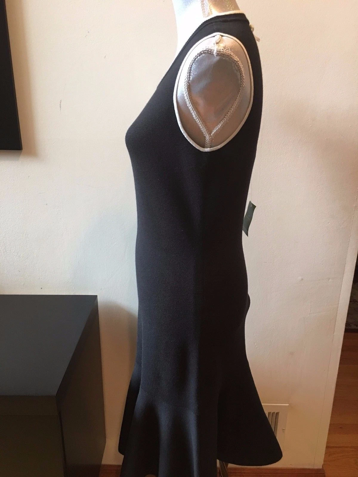 NUOVO abito Kate Spade New York senza maniche maglione scanalato nero bianco orlo taglia M