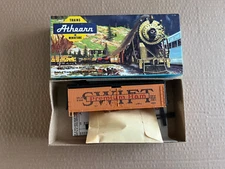 Athearn HO Scale Kit 5212 Swift Premium Ham Scribed Reefer