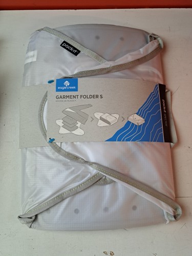 (2) Eagle Creek Pack-It Specter Garment Folder Packing Organizer - White/Strobe - Picture 3 of 6
