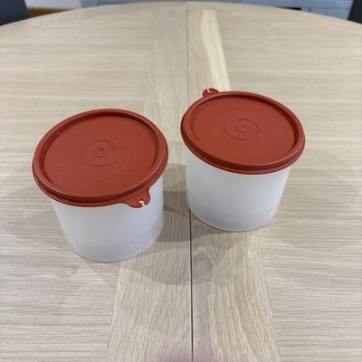 Tupperware 2er Set runde Behälter blickdicht mit Paprikadeckel