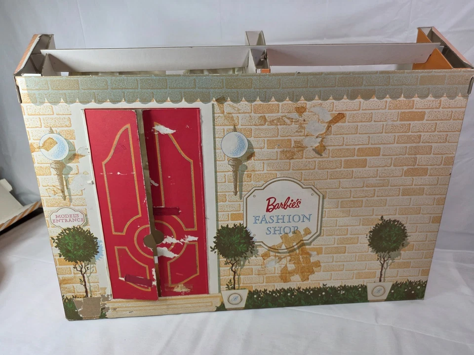 Lote de piezas de cartón vintage 1962 Mattel Barbie Fashion Shop como está Foto 3 de 4