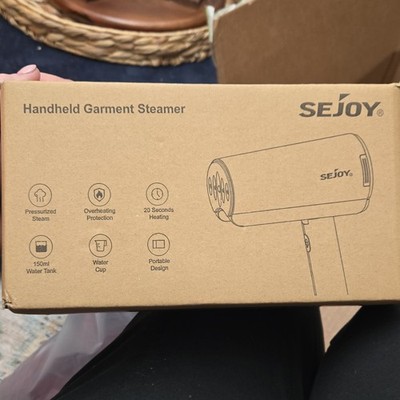SEJOY Handheld Garment Steamer NJ-HIE02 Beige 1000W 150ml 120V Portable