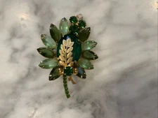 Juliana D&E Delizza Elster Two Tone Green Layered Leaf Rhinestone Brooch Pin