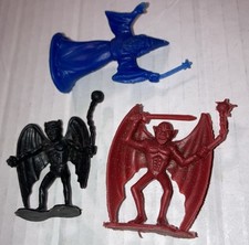 1981 DFC 3 Dragonriders of the Styx fantasy playset Figures Demons Wizards 3