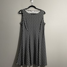 New York & Company Women's Black & White Geometric Print Dress Size XL