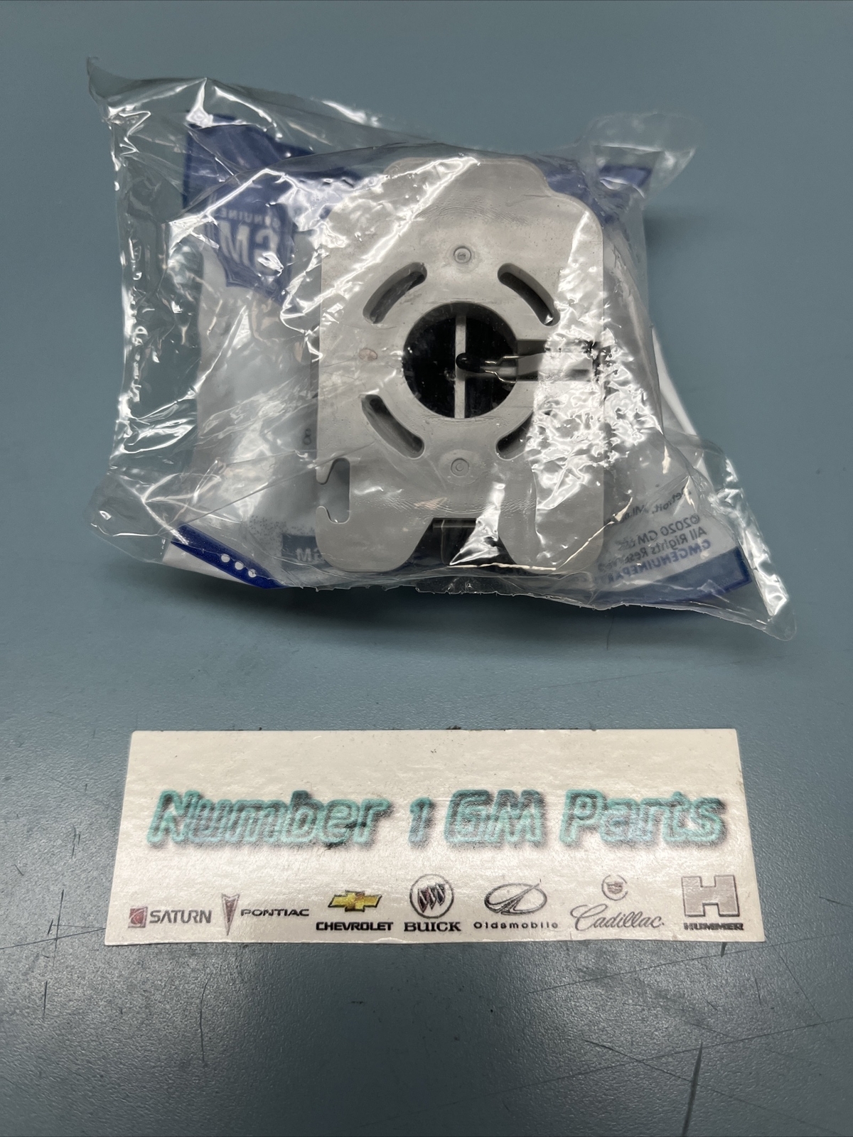 New Genuine GM 22834330 Cabin Air Temperature Sensor Aspirator Silverado Sierra