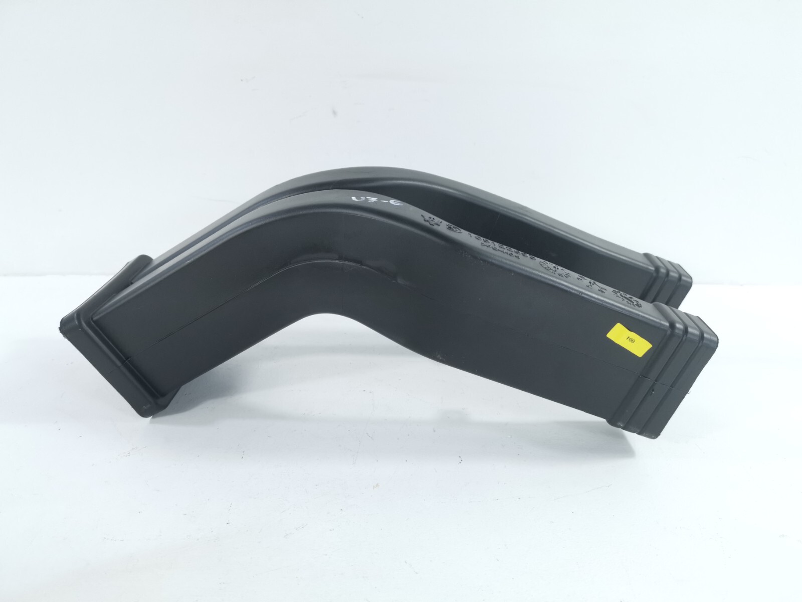 14-19 MASERATI QUATTROPORTE S CENTER CONSOLE AIR HOSE PIPE 105122693