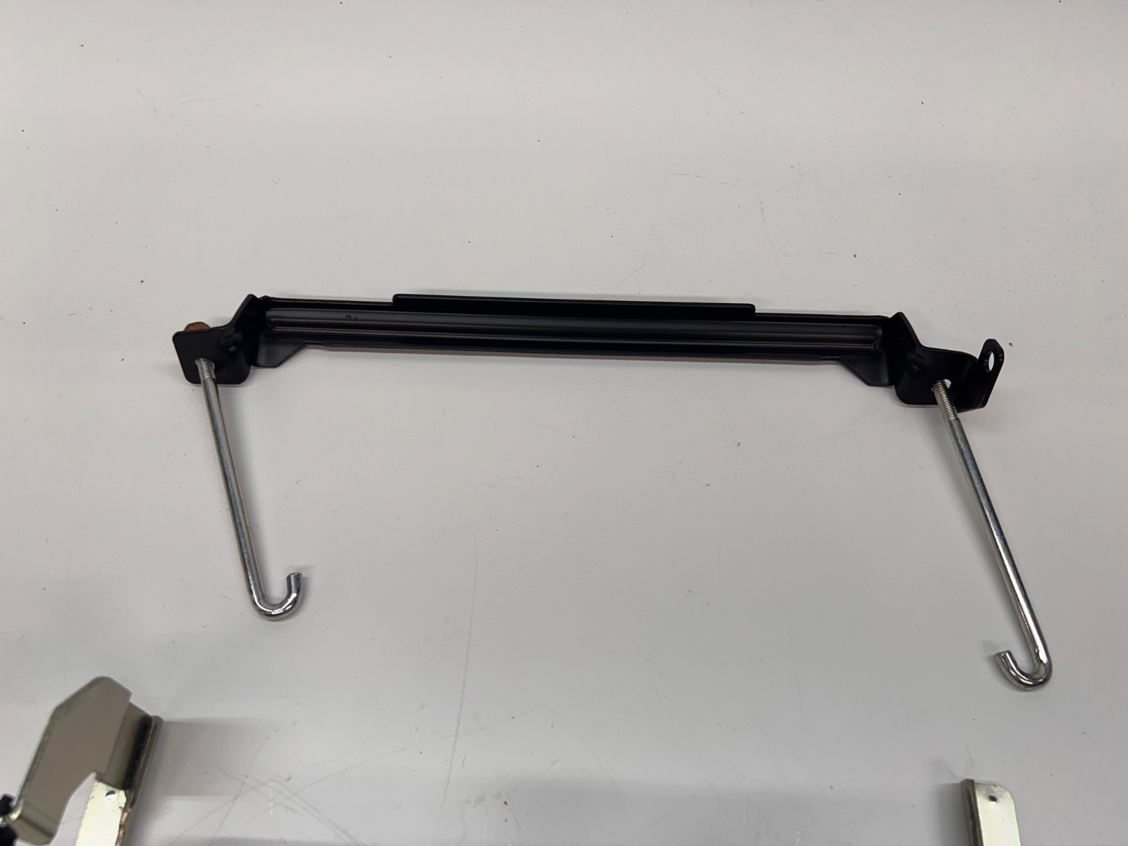 FERRARI 488 GTB SPIDER BATTERY HOLDER BRACKETS OEM 82514100 85551300