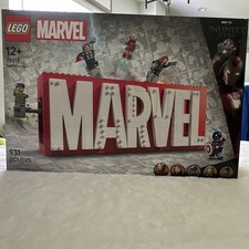 LEGO Marvel 76313 Marvel Logo & Minifigures S...