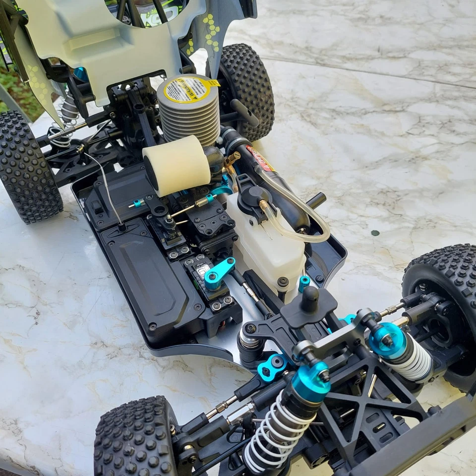 Carson Modelsport King of Dirt V25 1:8 - Bild 4 von 4