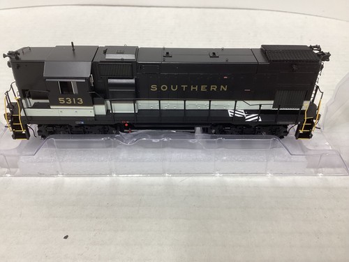 Athearn Genesis #G-1894 escala HO “Southern” GP15-1 Rd. #5313 | Condition: New