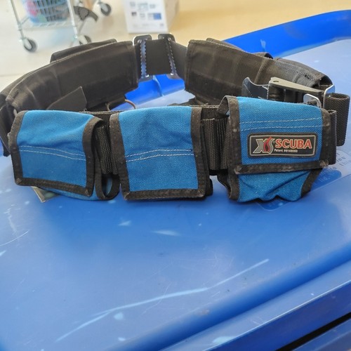 XS Scuba 7-Pocket Diving Weight Belt | Black & Blue | 35lb Max Capacity