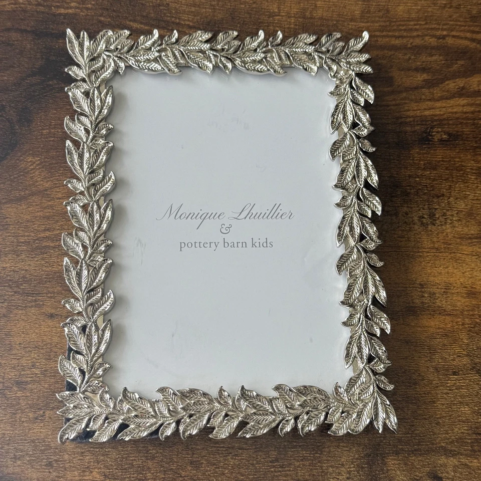 Monique Lhuillier For Pottery Barn Silver Ornate Picture Frame 5" x 7" - Image 3 of 3