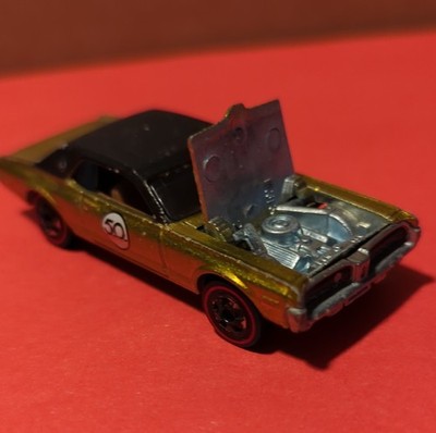 Hot Wheels 1968 Cougar redline 50th Anniversary Gold