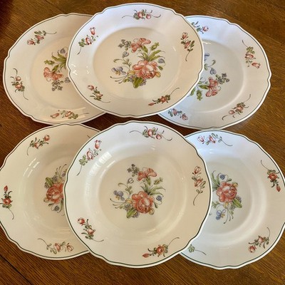 6 Arcopal Floral Milk Glass w 3 soup/serving Bowls & 3 Dinner  Plates 10'' France