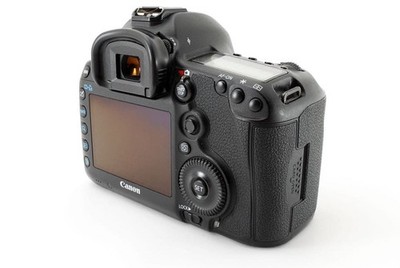 Canon EOS 5D Mark III Camera Body with Canon EF 35-80mm Lens