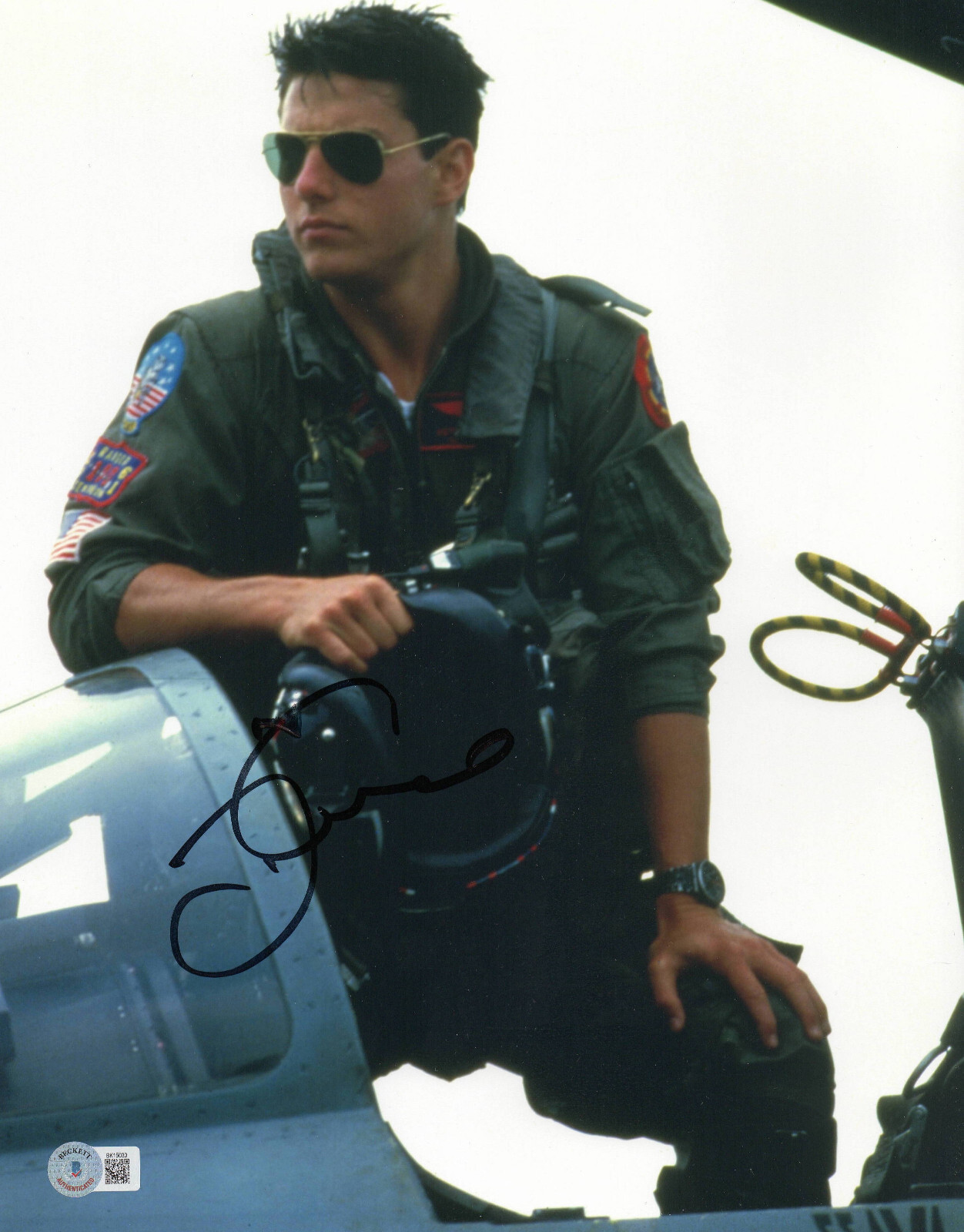 TOM CRUISE Autographed Signed Top Gun 11x14 Photo Beckett BAS 