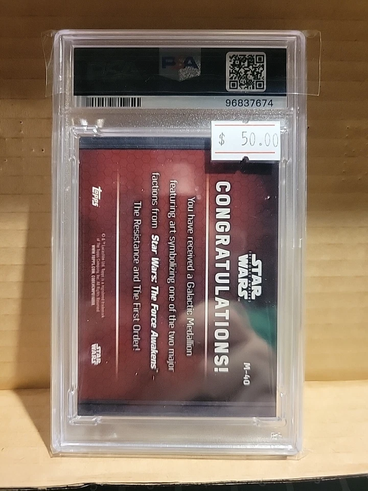 2015 Topps Star Wars The Force Awakens Medallion-Gold #M40 Kylo Ren 22/50 - Image 2 of 2