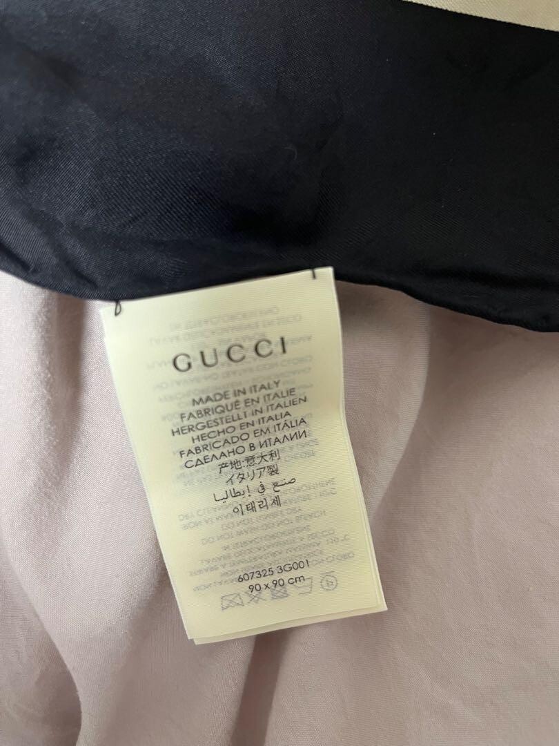 GUCCI x DISNEY collaboration Mickey scarf rare without box S/F
