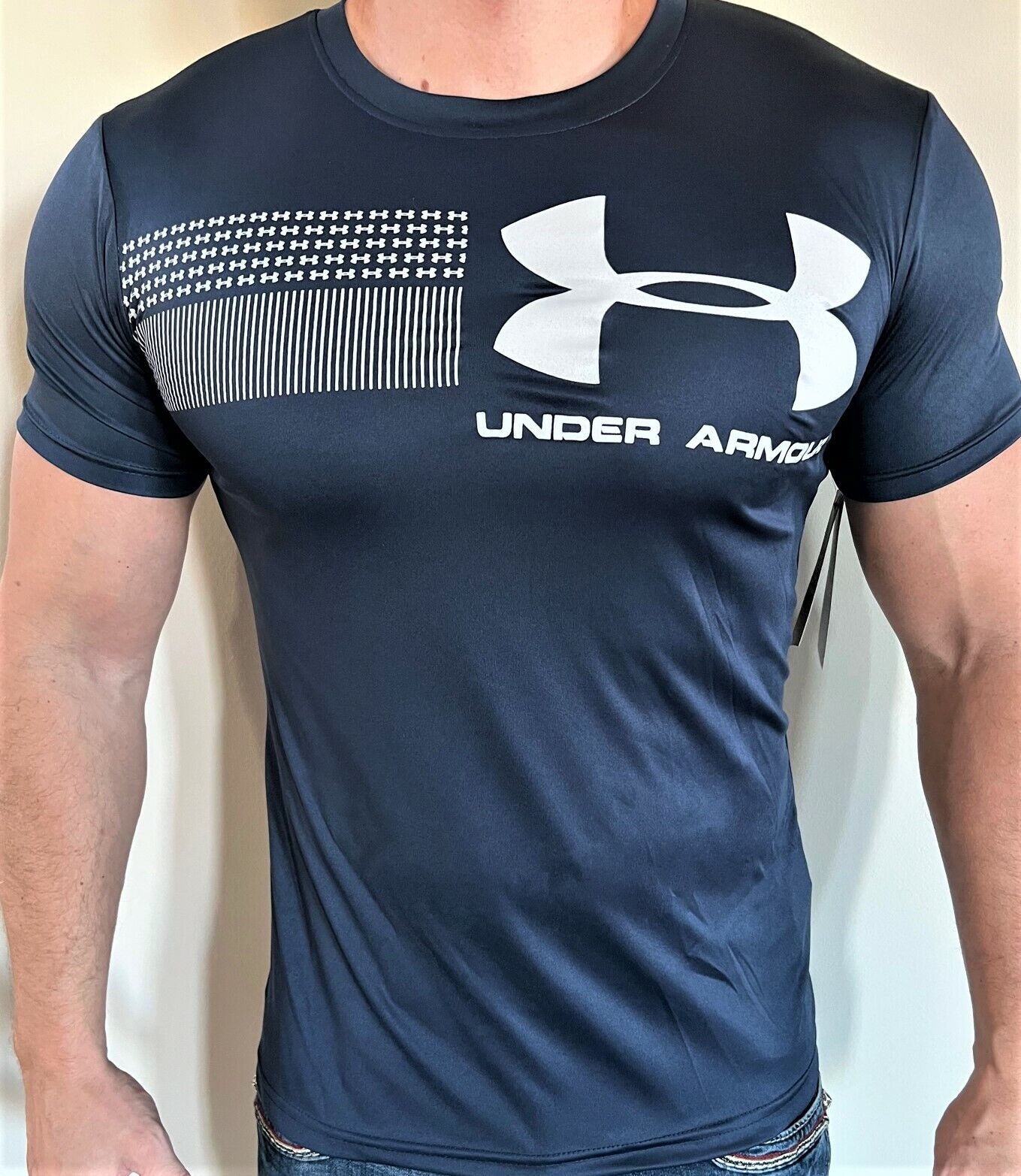 Buy Men's Core Logo T-Shirt  Gym Tops For Men – Grenade UK