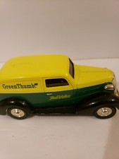 Chevrolet 1937 Liberty Classics True Value Van 1:25 Diecast Green Thumb 3rd