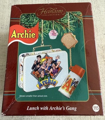 Carlton Cards Heirloom Lunch Box With Archie s Gang Ornament 2003 #115 w/box WoW