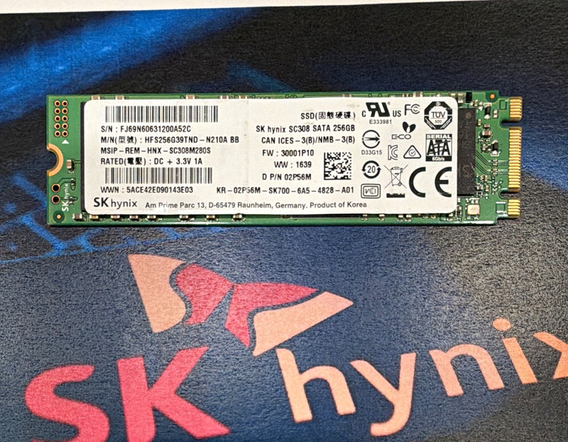 SK hynix SC308 HFS256G39TND-N210A BB 256GB M.2 2280 SATA III SSD Green