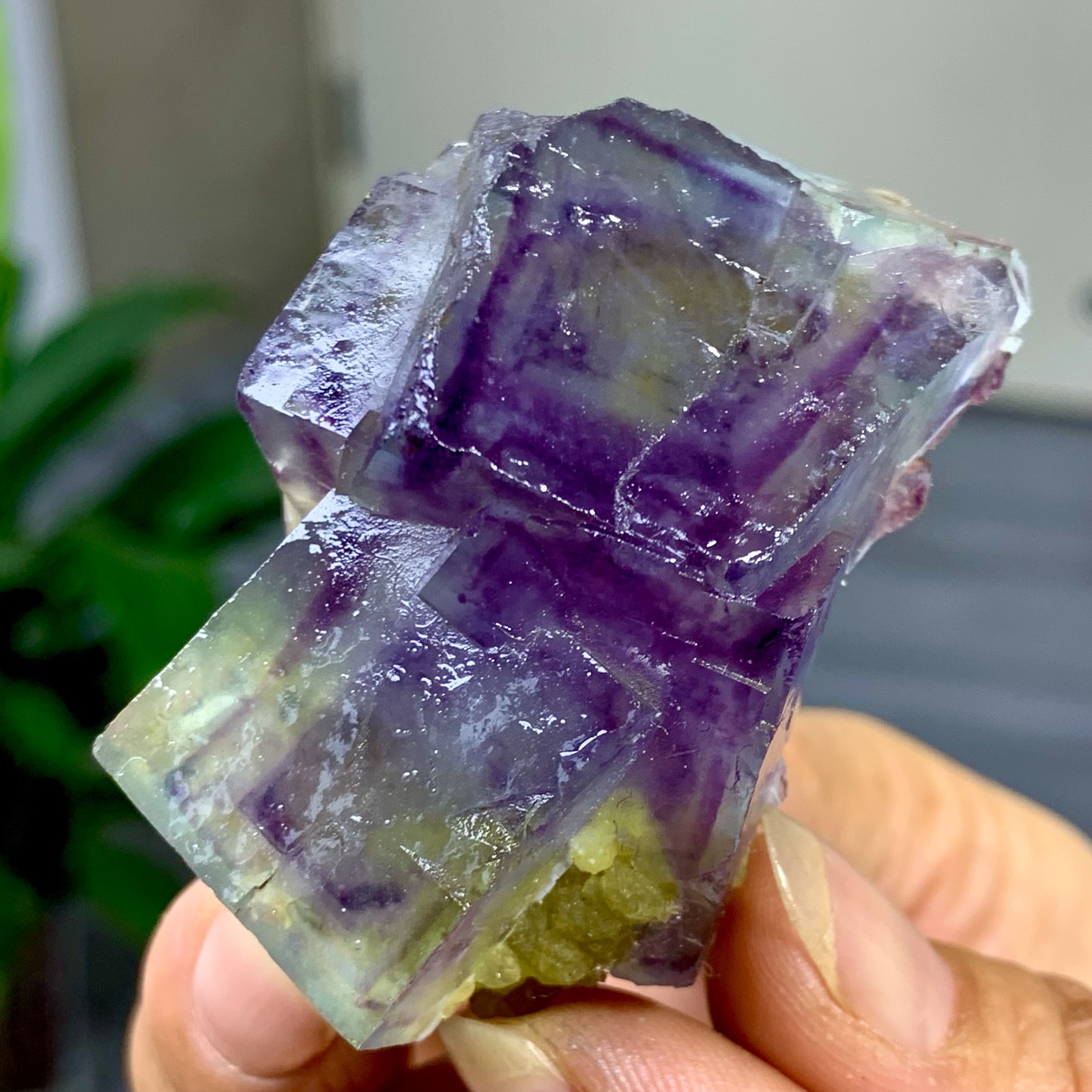 75G Natural Blue Purple Fluorite Quartz Crystal from Yaogangxian Mineral Specimen