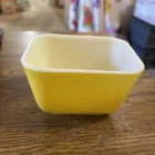 Pyrex 501 B  1-1/2 Cup Yellow Refrigerator dish.  Made in USA