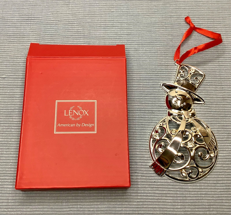 Lenox NIB Sparkle And Scroll, Snowman Ornament With Clear Crystals