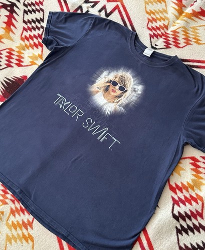 Taylor Swift 1989 Tour Shirt Merch Blu XXL Usata Delicatamente Swifty - Foto 4 di 12